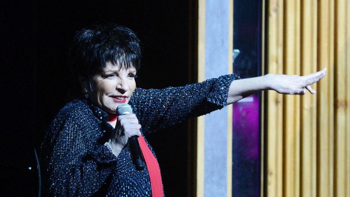 Liza Minnelli's health crisis has raised fears the iconic star may be nearing her final curtain.