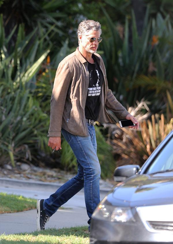 Sandra Bullock Boyfriend Bryan Randall In Statement Tee