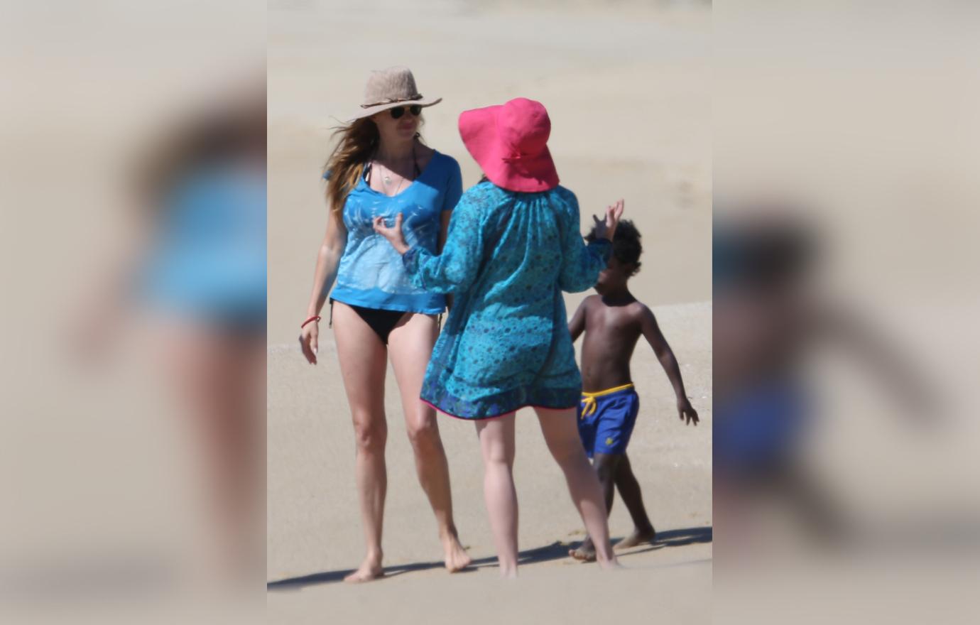 //connie britton nashville bikini beach