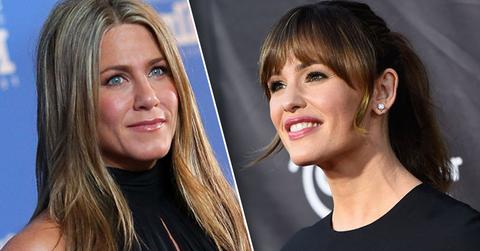 Jennifer Garner 'Overwhelmed' At Support From Aniston Garner 'Overwhelmed' At Support From Aniston
