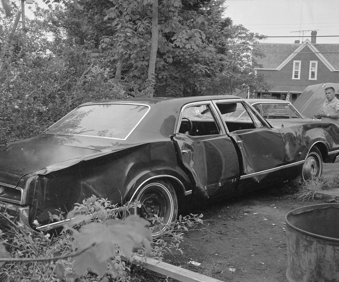 Ted Kennedy & Mary Jo Kopechne Chappaquiddick Car Accident