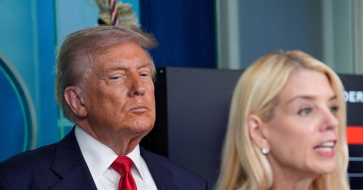 Photo of Donald Trump and Pam Bondi