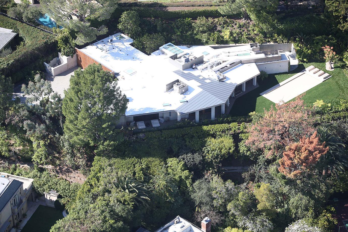 Portia De Rossi Moves Out On Ellen DeGeneres Secret Beverly Hills Mansion