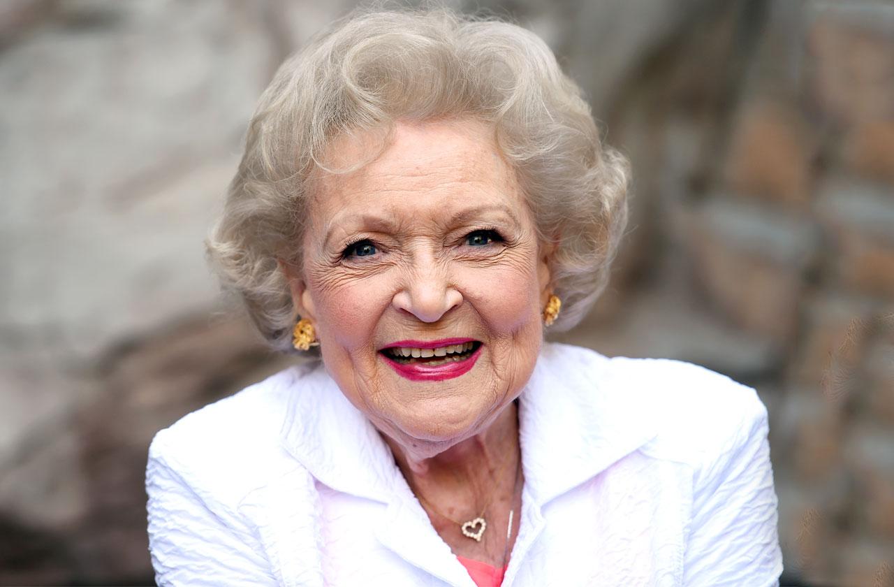 Betty White 97 Birthday Wish Waiting Robert Redford To Call