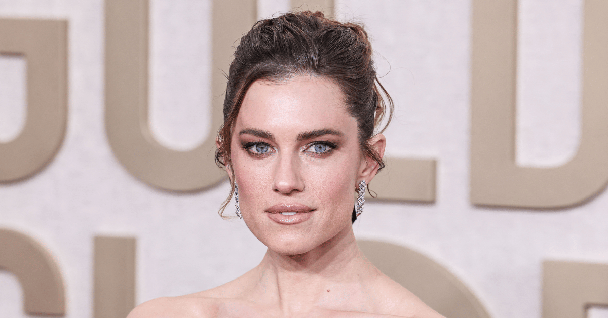 allison williams secretly ties the knot with alexander dreymon