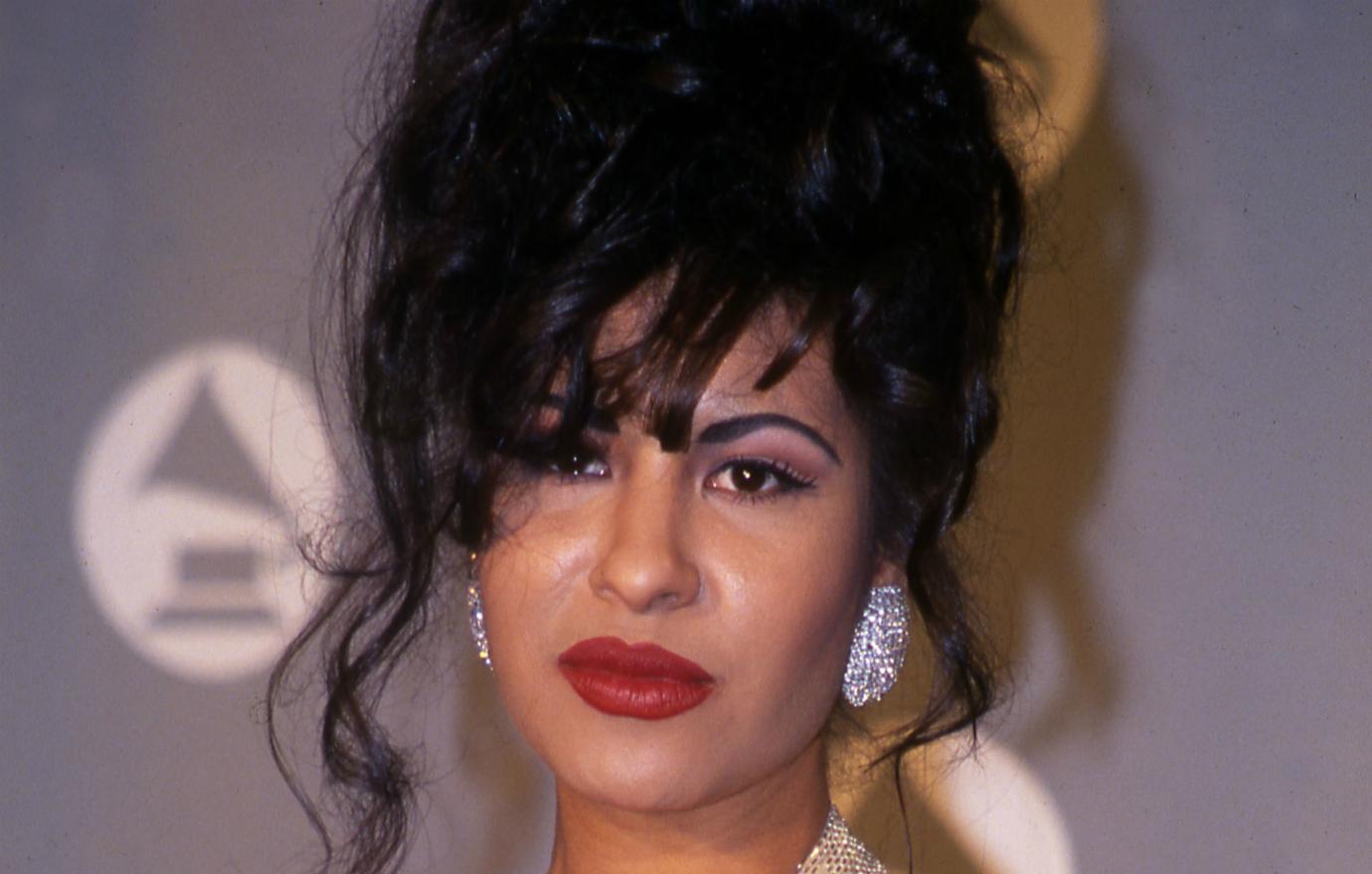 Singer Selena was shot by the president of her fan club in a hotel in Corpus Christi, Texas.