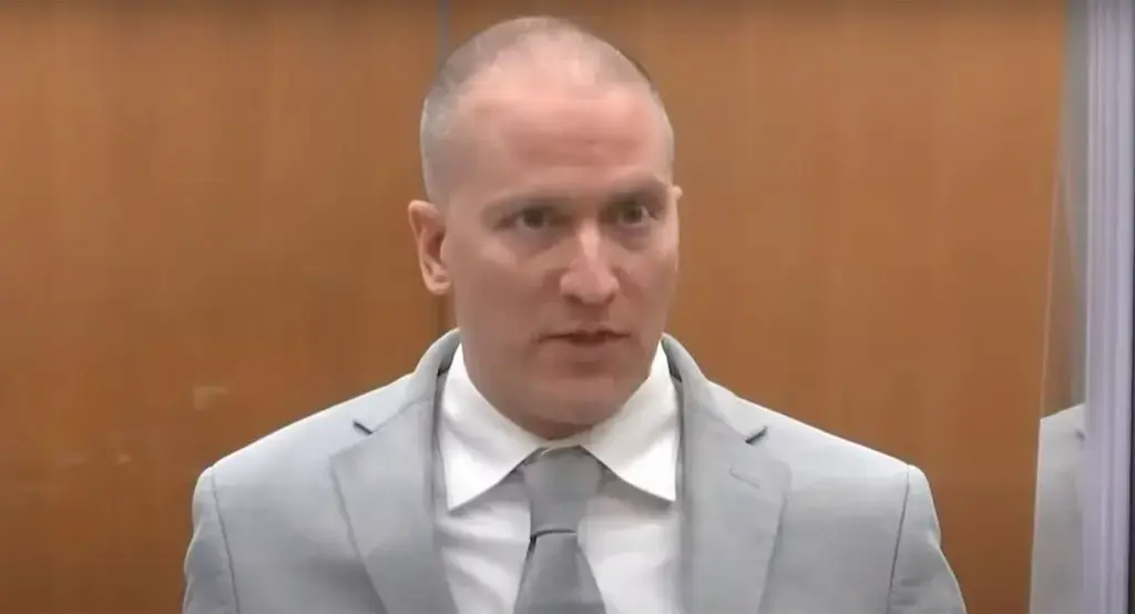 Derek Chauvin Stabbed 22 Times in Prison Attack