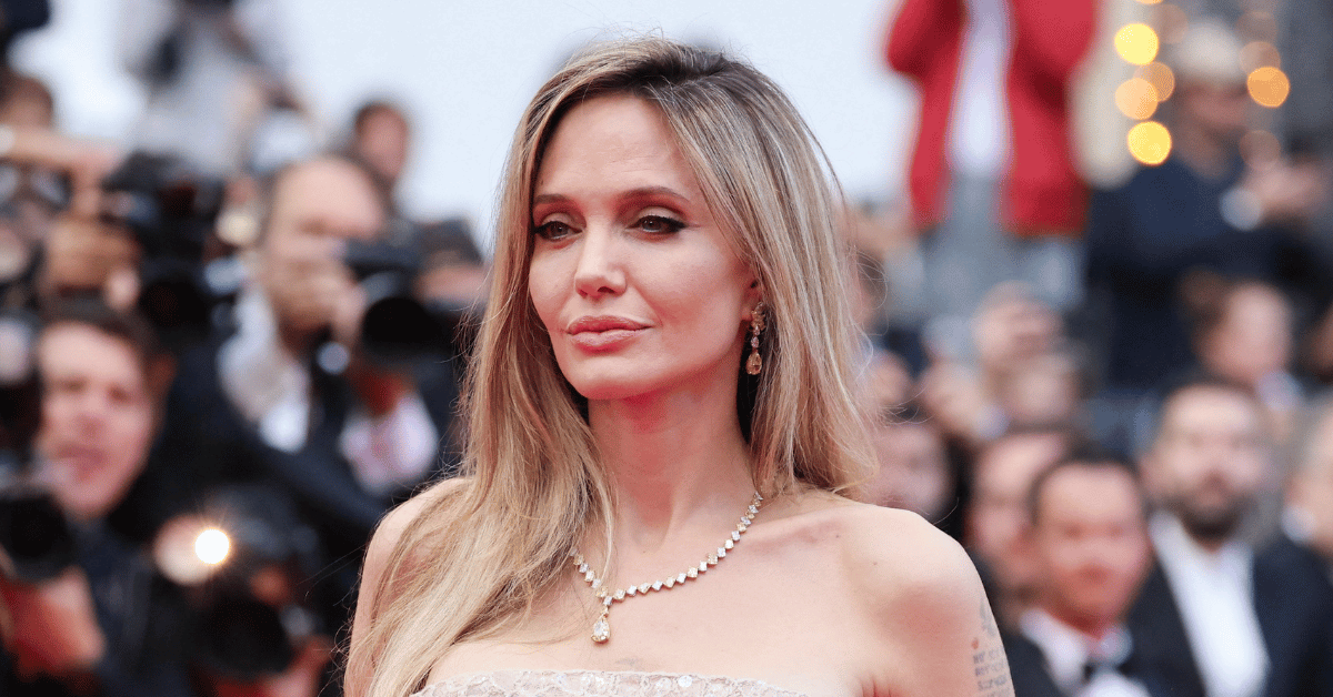 Photo of Angelina Jolie
