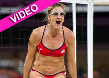 //kerri walsh jennings pregnant getty