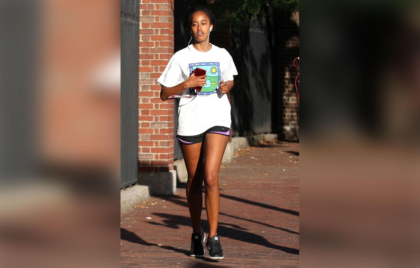 Malia Obama shorts jog harvard