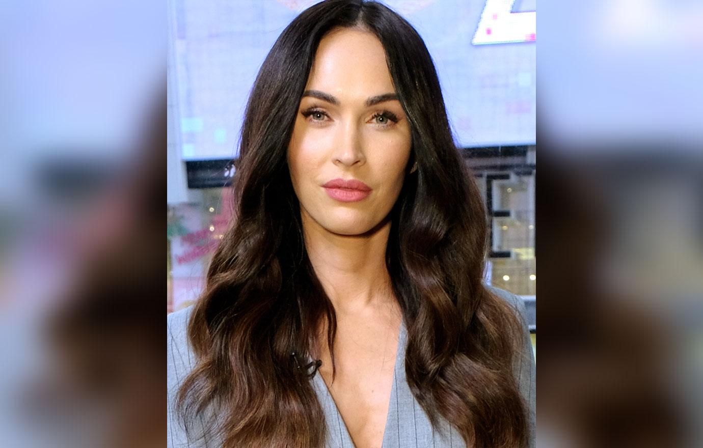 //Megan Fox Plastic Surgery