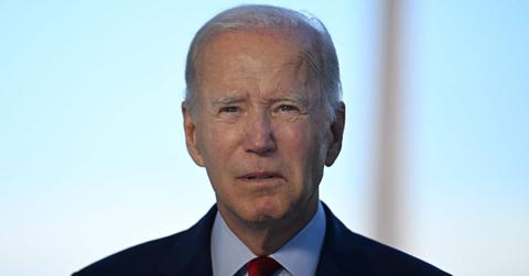 Joe Biden Mistakenly Calls Himself 'Vice President' In WH Mix-Up