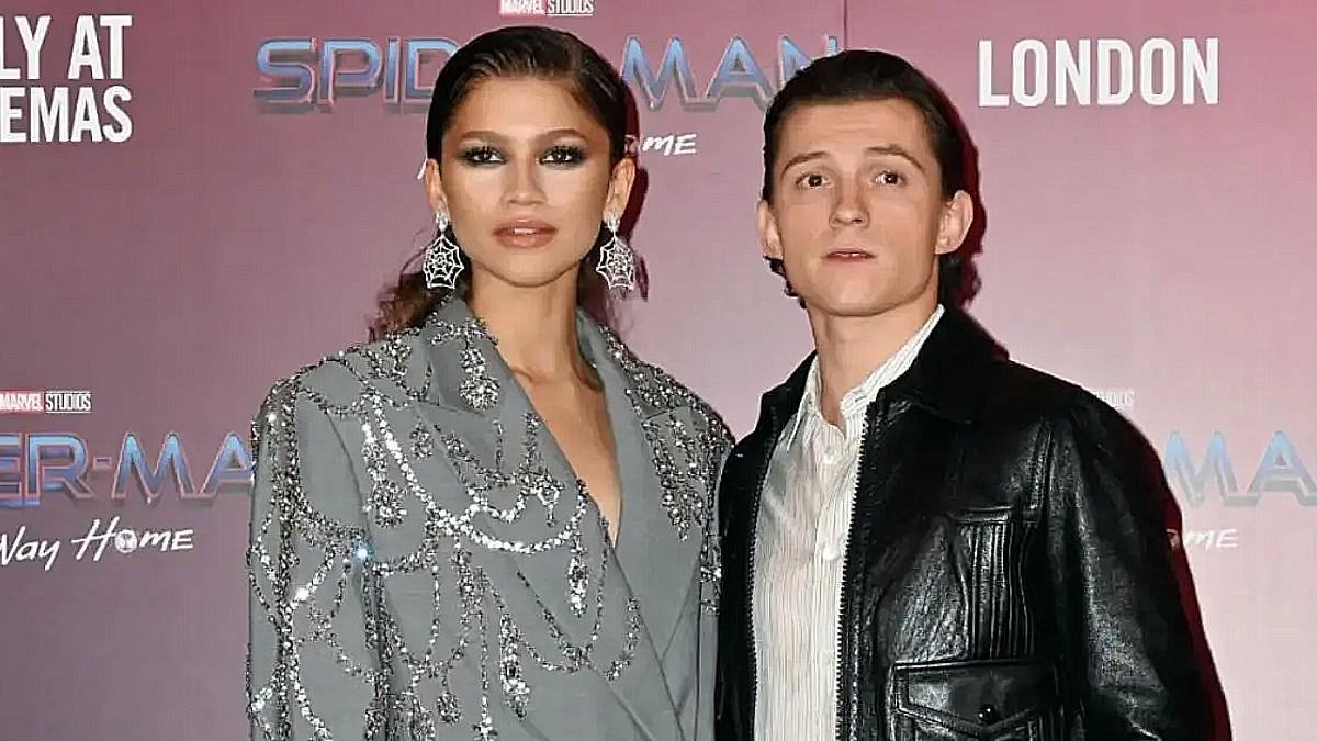 Photo of Tom Holland and Zendaya