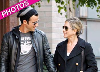 //jennifer aniston juee