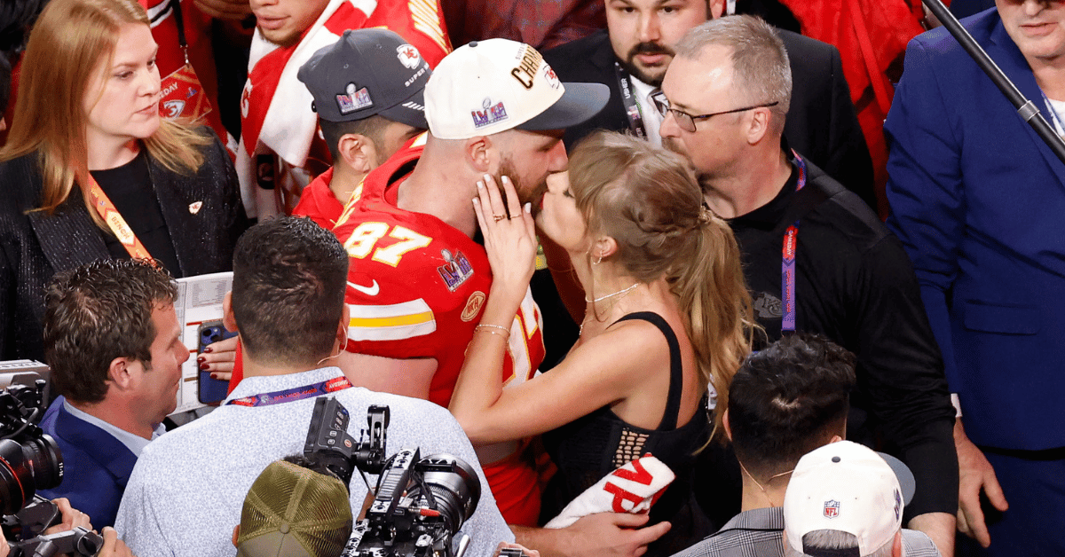 Taylor Swift&rsquo;s Boyfriend Travis Kelce and His Family Being Eyed For