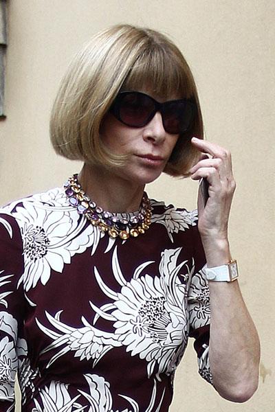 Ow! Anna Wintour Squeezes Her Feet Into Ill-Fitting Sandals In Milan