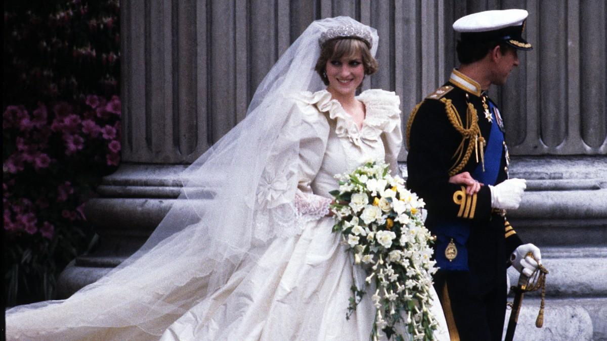 Photo of Princess Diana and Prince Charles