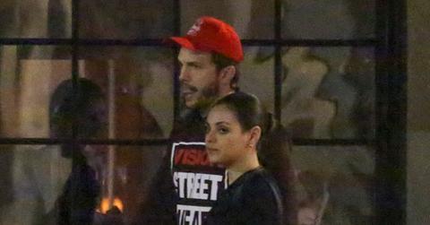 //mila kunis ashton kutcher