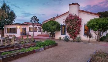 //emilio estevez malibu vineyard home