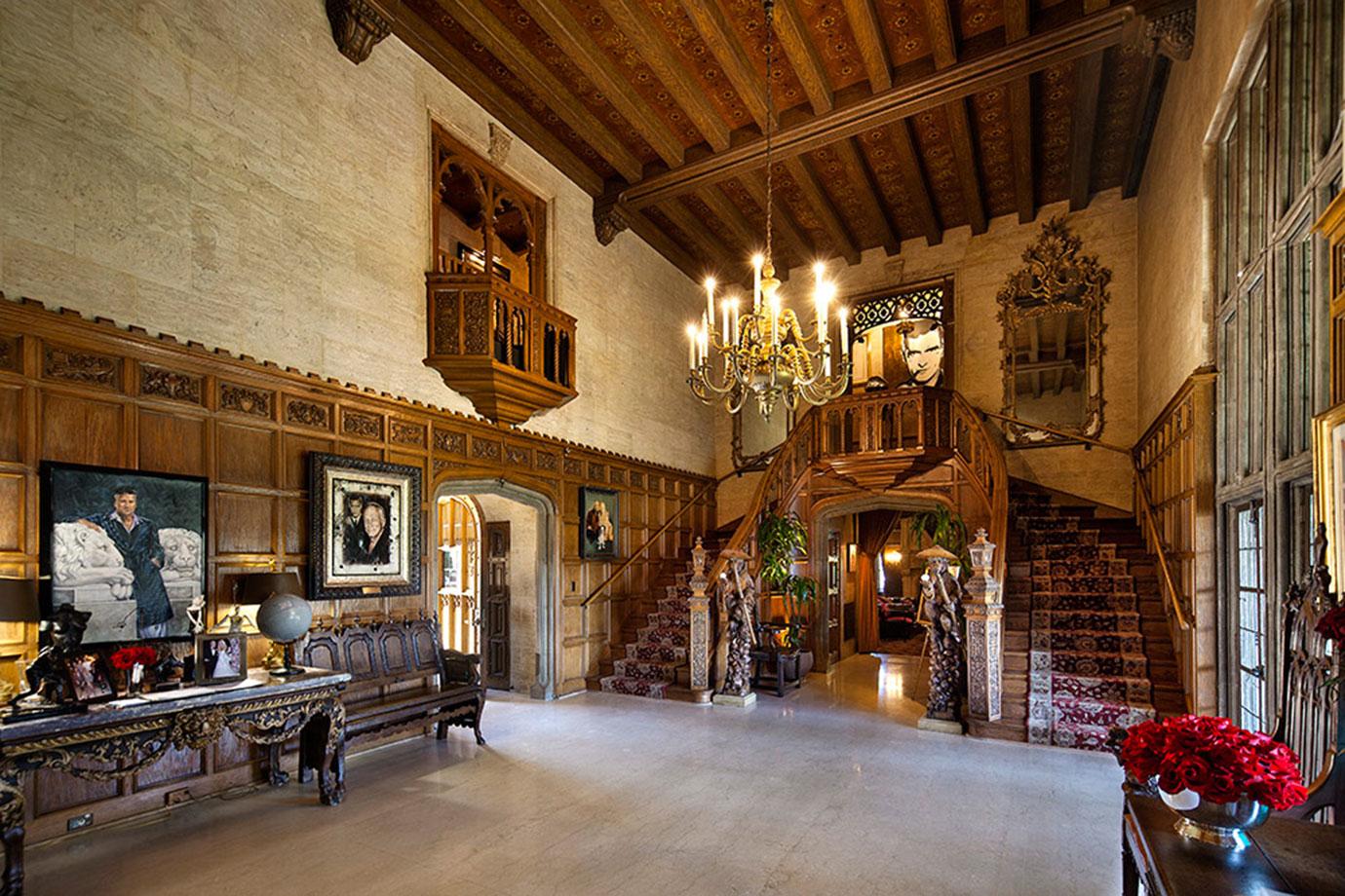 Inside The Playboy Mansion Where Hugh Hefner Died At Age 91