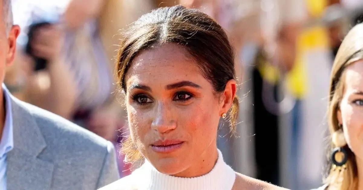 meghan markle spotted without engagement ring amid divorce rumors