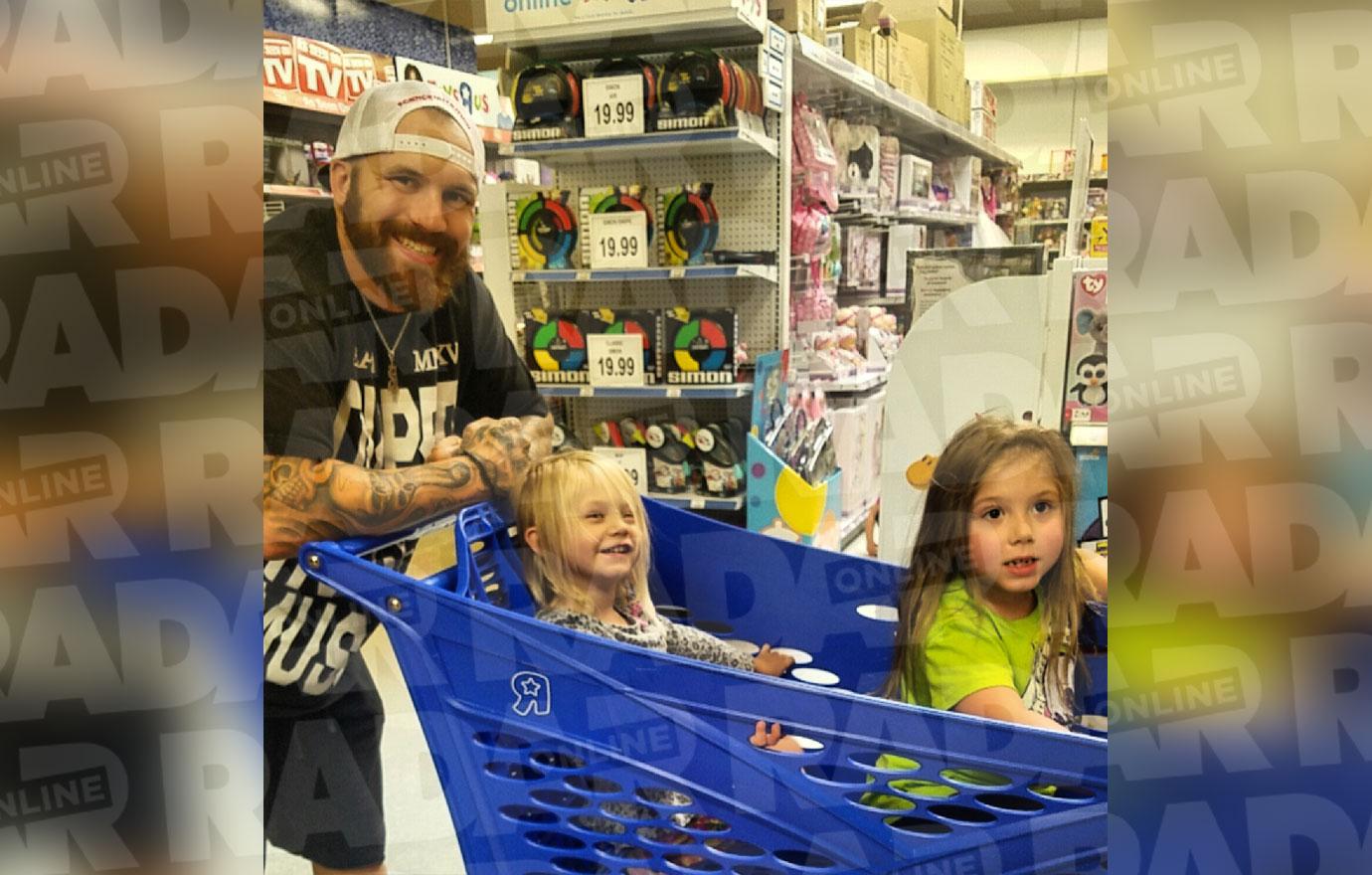 Chelsea Houskas Baby Daddy Adam Lind Did Have A Birthday Party For