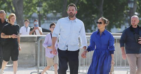 ben affleck j lo honeymoon photos dinner crying