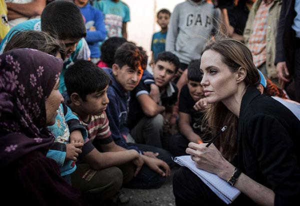 Angelina Jolie Adopt Syrian Orphans Brad Pitt No