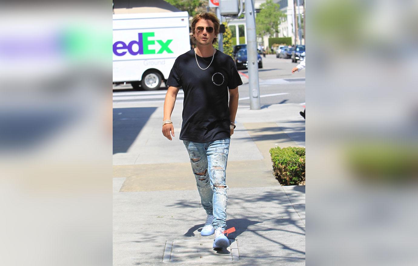 //jonathan cheban beverly hills