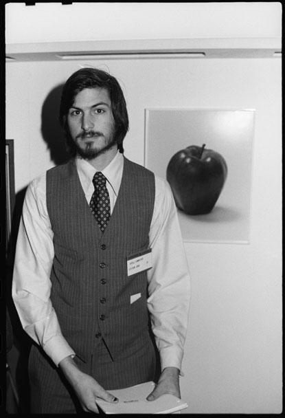 steve jobs outfit through the years