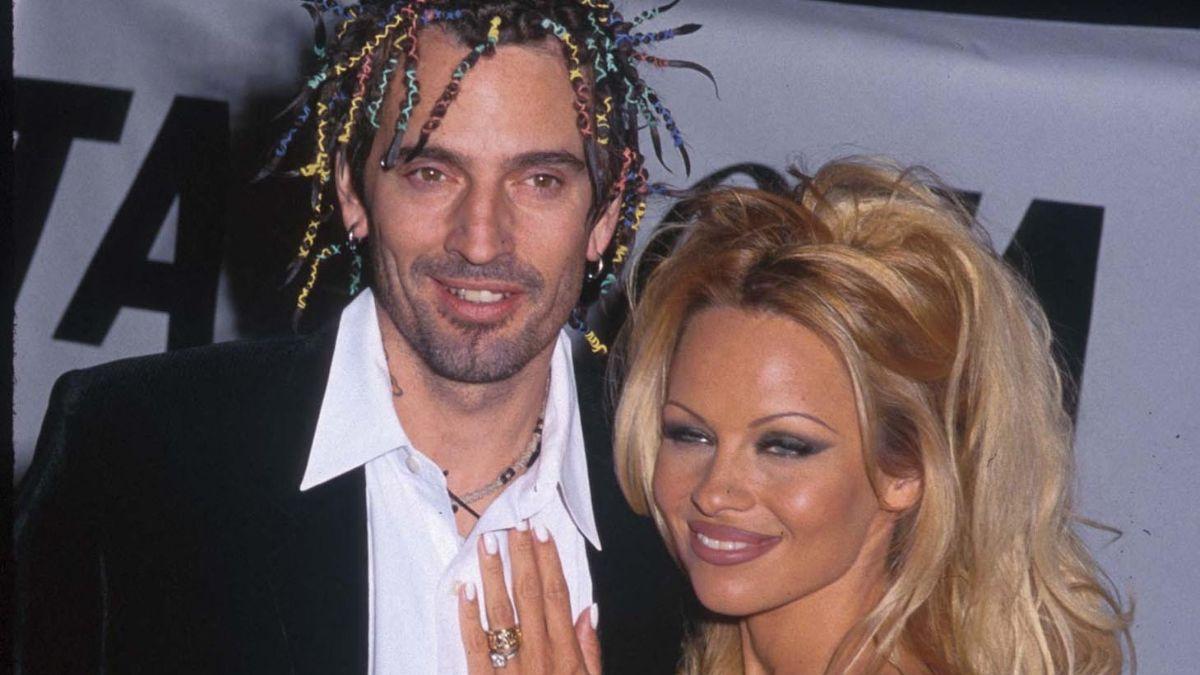 Photo of Tommy Lee and Pamela Anderson
