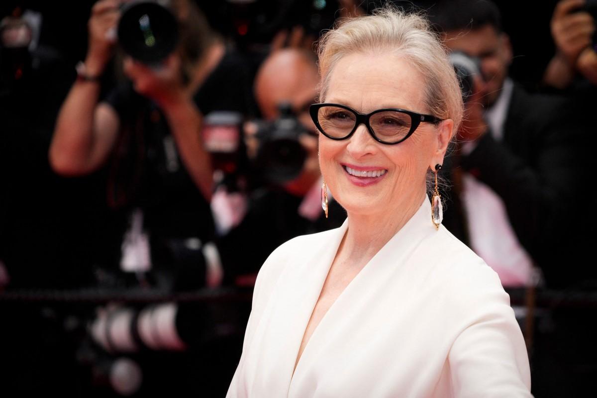 An insider said Streep has been a source of support for Martin following the death of Katherine.