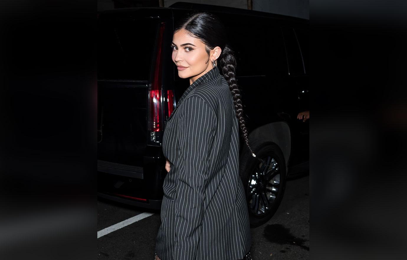 Kylie Jenner Carries Daughter Stormi To New York Dinner