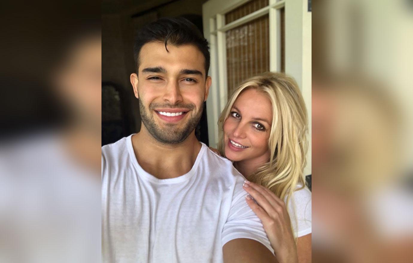 Britney Spears Engaged To Boyfriend Sam Asghari