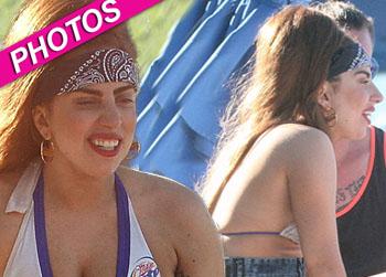 //lady gaga bikini figure