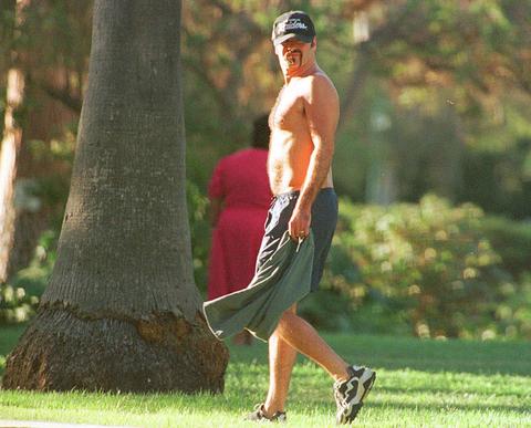 George Michael's Drug Dealer Tells All About His Sex Addiction