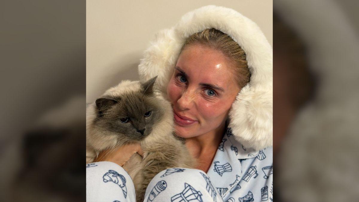 image of The adult star said she has 'put so much time and effort and work' into her job to walk away now.