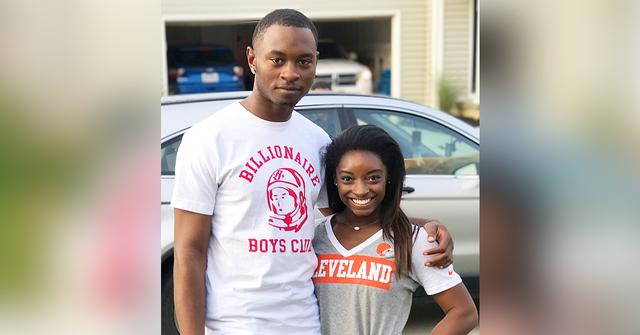 simone biles brother tevin acquitted triple homicide murder rushed outraged mother court r