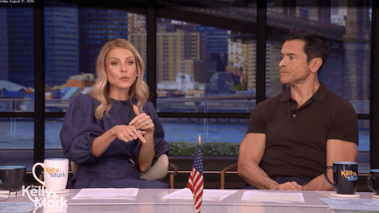 Kelly Ripa dubbed the necklace 'the one that got away.'
