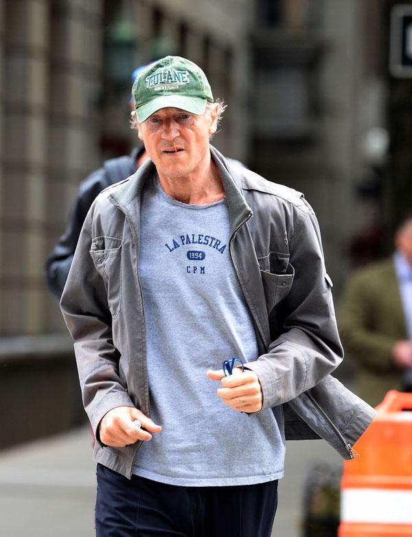 Liam Neeson Skinny Weight Loss Jogging NYC