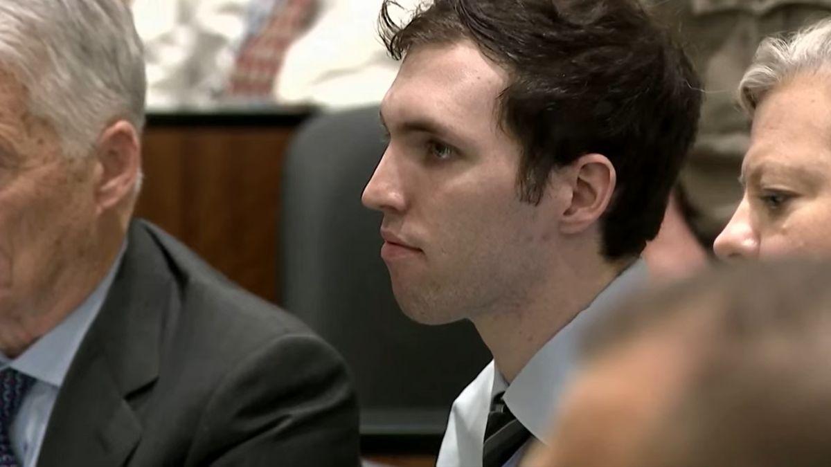 court photo of tyler robinson