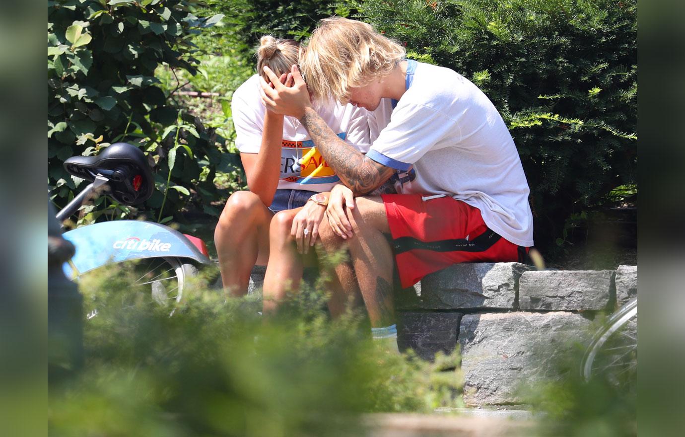 Justin Bieber Crying Hailey Baldwin