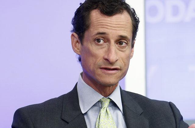 Anthony Weiner Sexting Scandal Explodes Feds Question 15 Year Old Girl