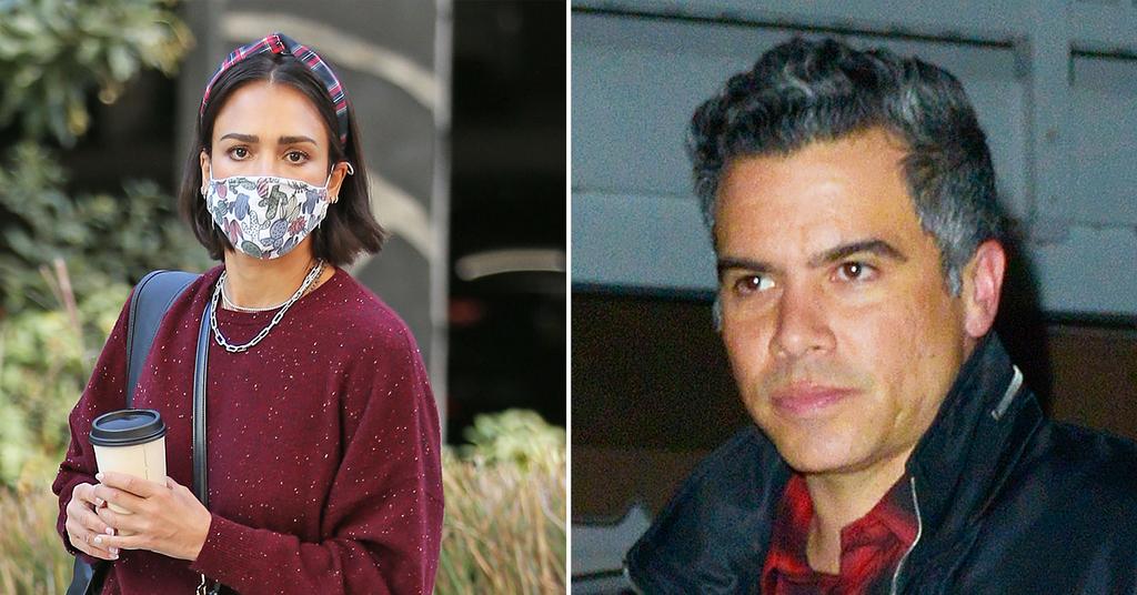 Jessica Alba Ditches Wedding Ring After Sparking Divorce Rumors