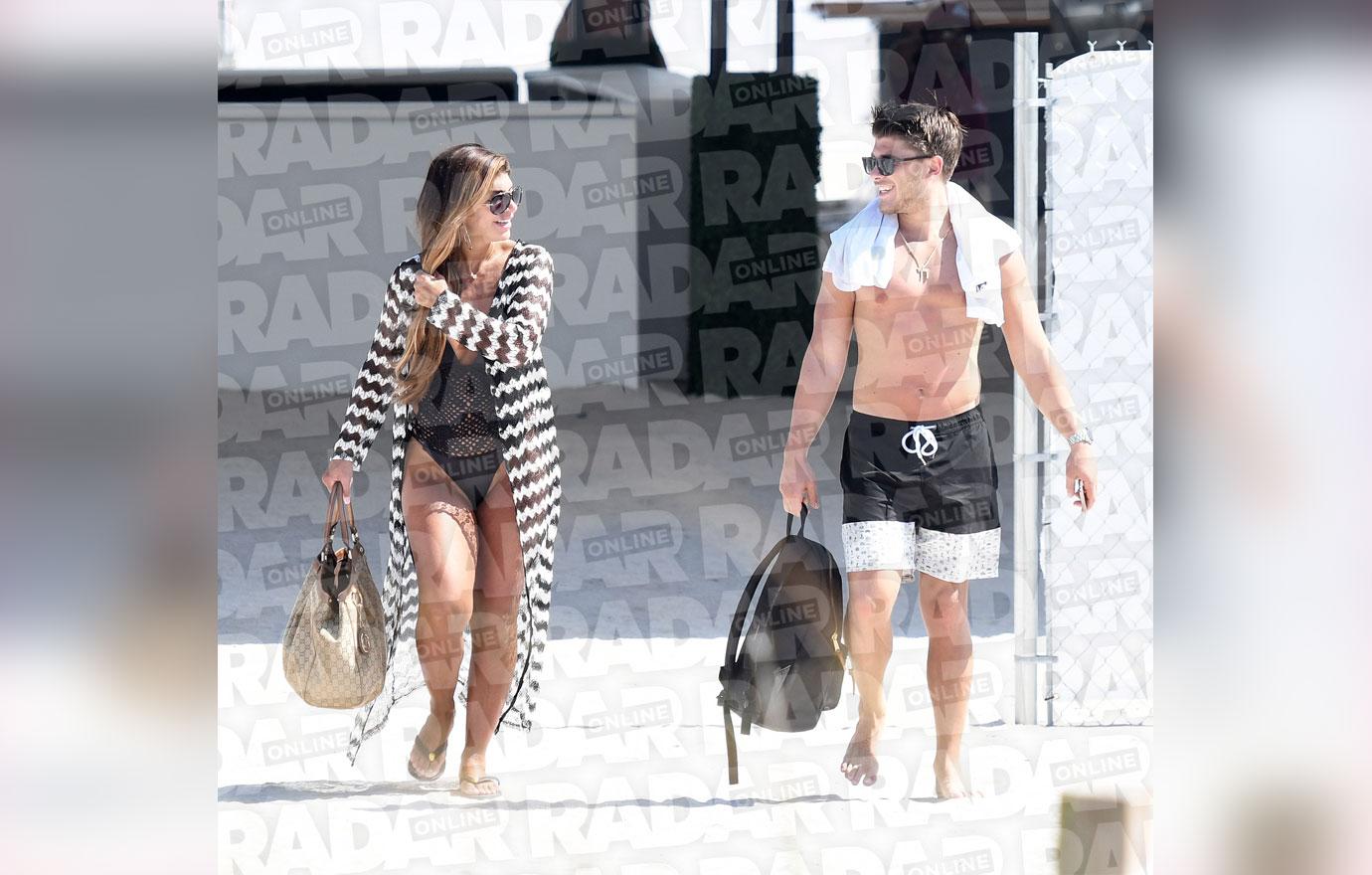 teresa giudice new boyfriend blake schreck beach stroll cheating scandal