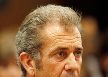 //melgibsoninsidecourtkk