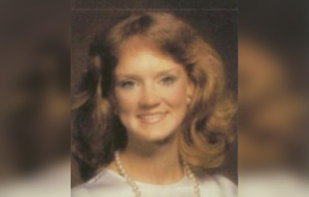 'Pioneer Woman' Ree Drummond Photos Before The Fame Exposed!