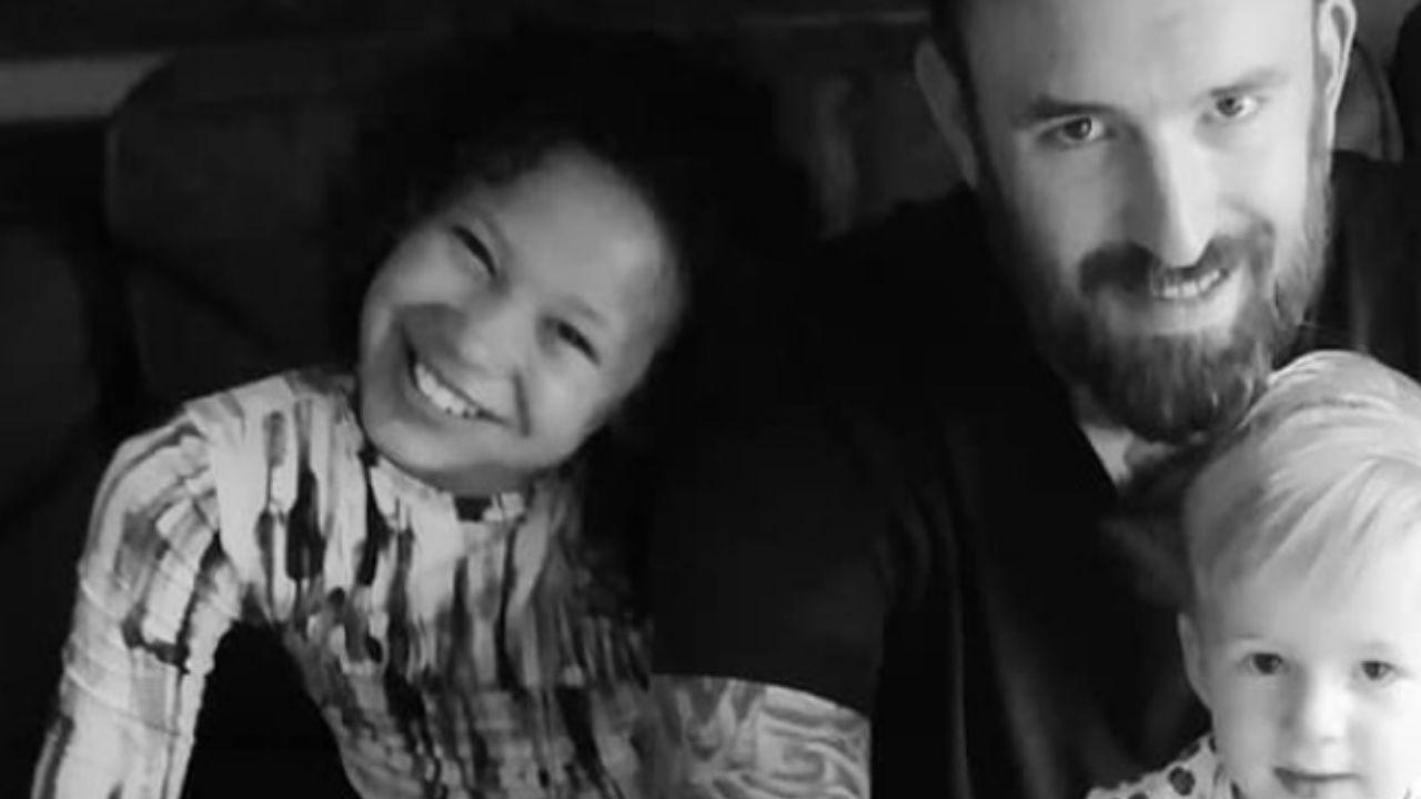 A photo of Ben Saunders and his children