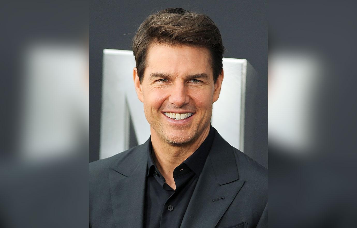 tom cruise front teeth knocked out by his kid wears dentures gossip cindy adams r