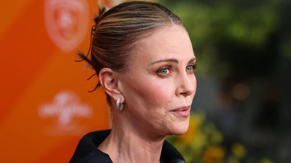 Photo of Charlize Theron